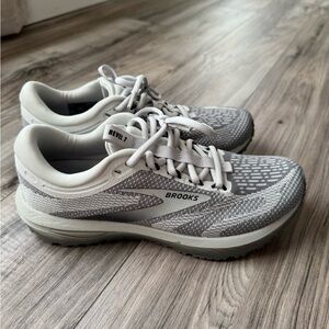 Brooks revel 7